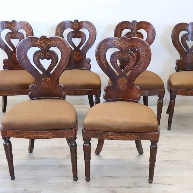 Early 19th Century Dining Chairs in Walnut, Set of 6 For Sale - Image 16 of 17