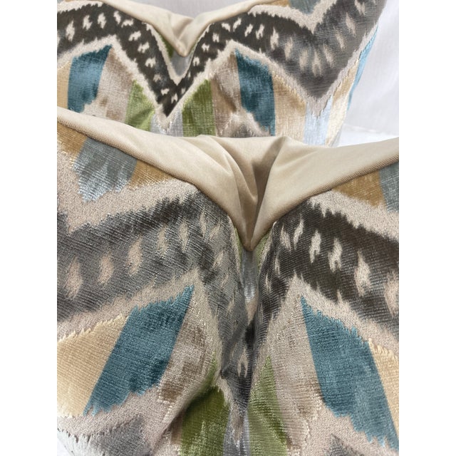 Transitional Brunschwig & Fils "Rene Velvet" in Aqua/Celadon 22" Pillows-A Pair For Sale - Image 3 of 4