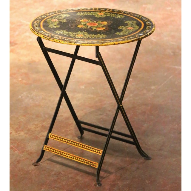 Early 20th Century French Hand-Painted Wrought Iron Folding Bistro Set, 3 Pieces For Sale - Image 4 of 14