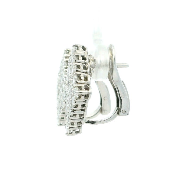 1990s Pair of Italian 18k White Gold 5 Carat Diamond Pavé Cluster Earrings For Sale In Miami - Image 6 of 18