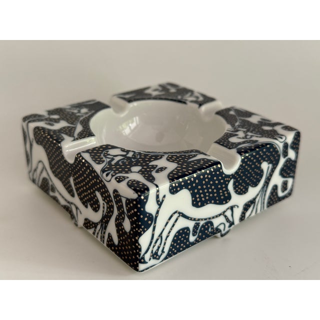 Limited Edition 2000 Ashtray by Yang for Rosenthal / Philip Morris, 1999 For Sale - Image 6 of 8