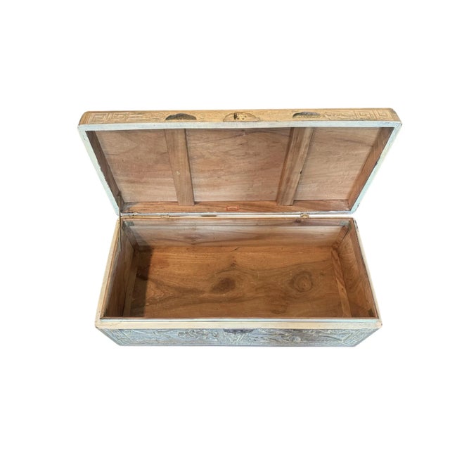 Antique Chinese Export Tea Chest For Sale - Image 11 of 15