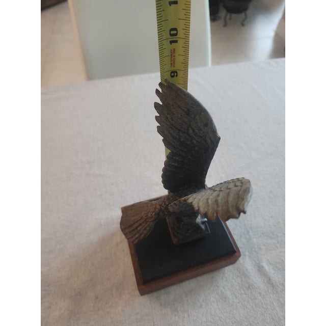 American VTG American Bald Eagle Bookends. Wooden Base. For Sale - Image 3 of 6