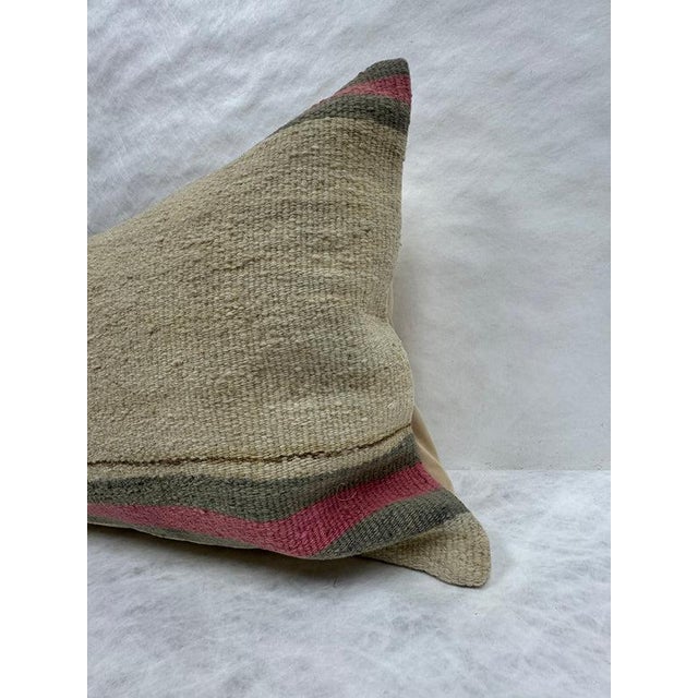 Contemporary Turkish Hemp Pillow Cushion Natural Beige Fuchsia Pillow Cushion Cover 16" x 24" For Sale - Image 3 of 4