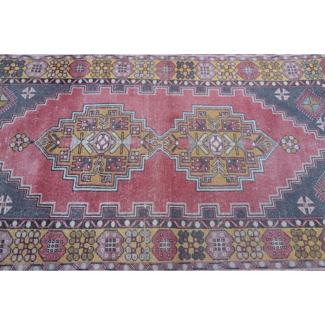 1980s Turkish Red Medallion Oriental Rug For Sale - Image 4 of 12