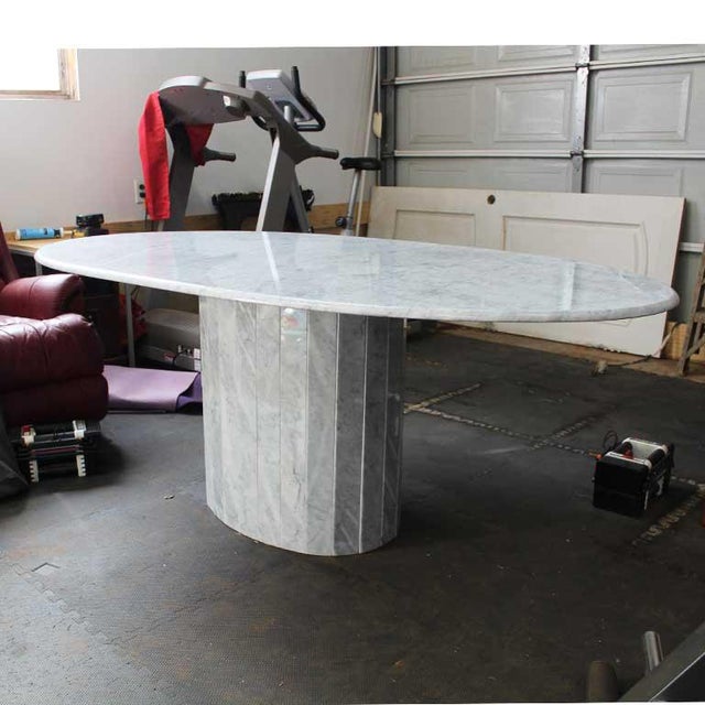 20th Century Hollywood Regency Oval Carrara Marble ...