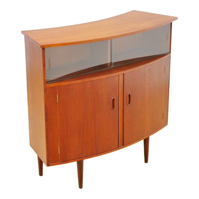 Mid Century Danish Teak Curved Corner Bar Drinks Cabinet For Sale