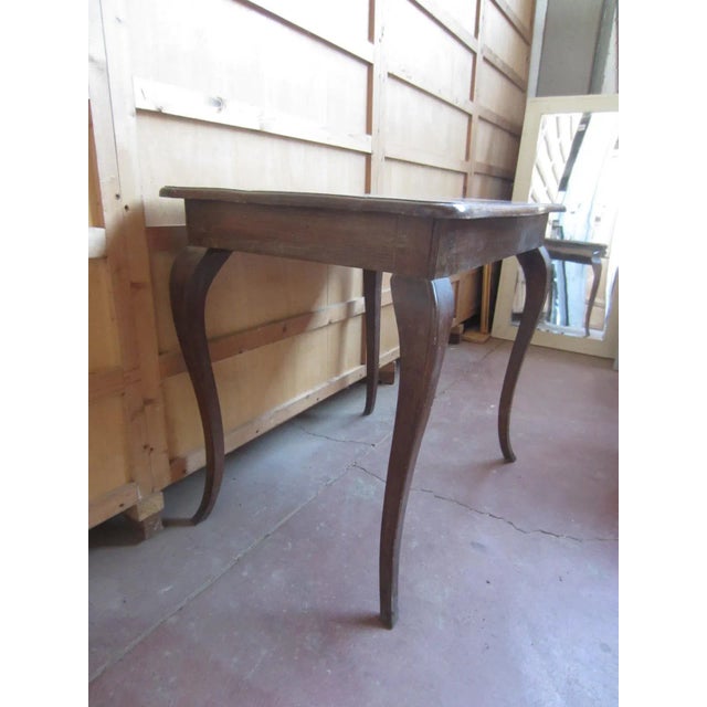 Writing Table with Bowed Legs, 1940s, in Good conditions. Designed 1920 to 1949