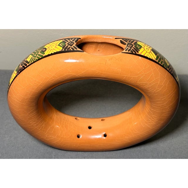 Traditional Circa 1970 Santa Maria De Jesus Ceresa Guatemala Pottery Terracotta Standing Ring Vase For Sale - Image 3 of 8