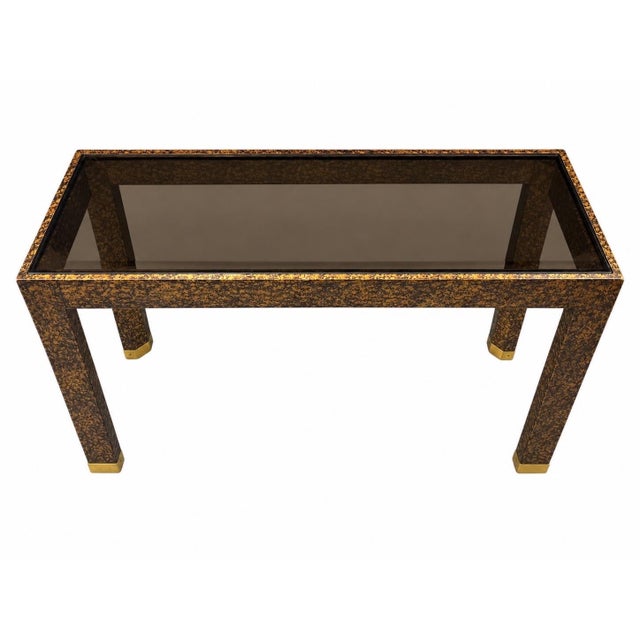 Exceptional vintage Henredon console table dating to the 1970s, showcasing timeless elegance and sophisticated...