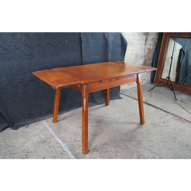 Brown Mid 20th Century Attributed to Heywood Wakefield Maple Draw Leaf Extendable Dining Table MCM For Sale - Image 8 of 11