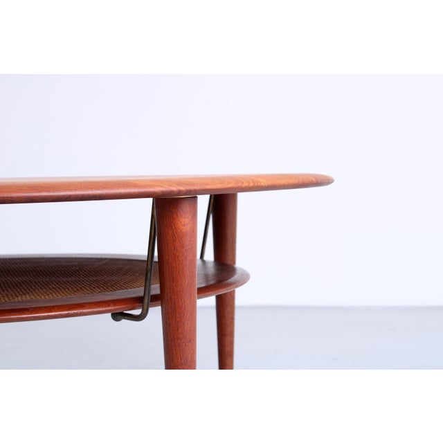 Danish FD 515 Round Coffee Table in Teak by Peter Hvidt for France & Søn, 1950s For Sale - Image 4 of 17