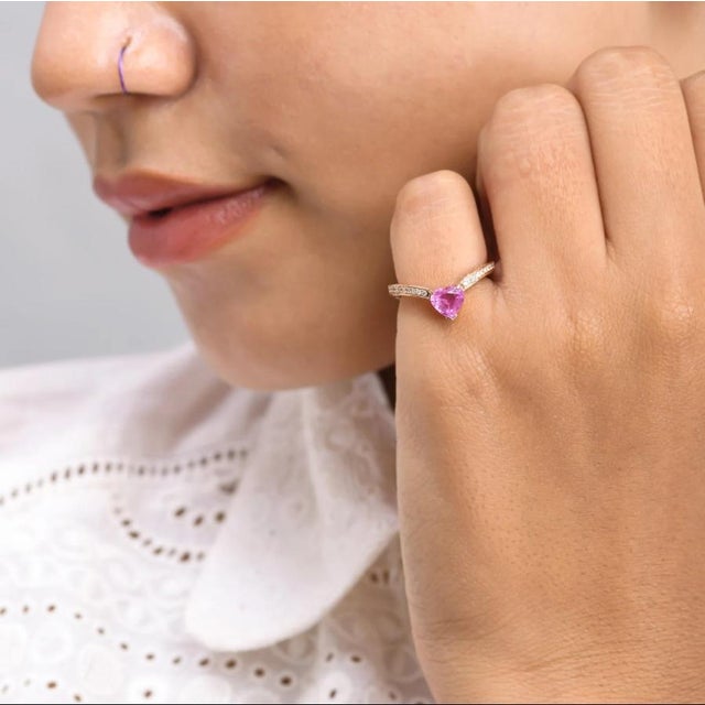 Natural 1.07 cts pink Sapphire & 0.23 cts diamonds ring in 18k gold For Sale - Image 18 of 18