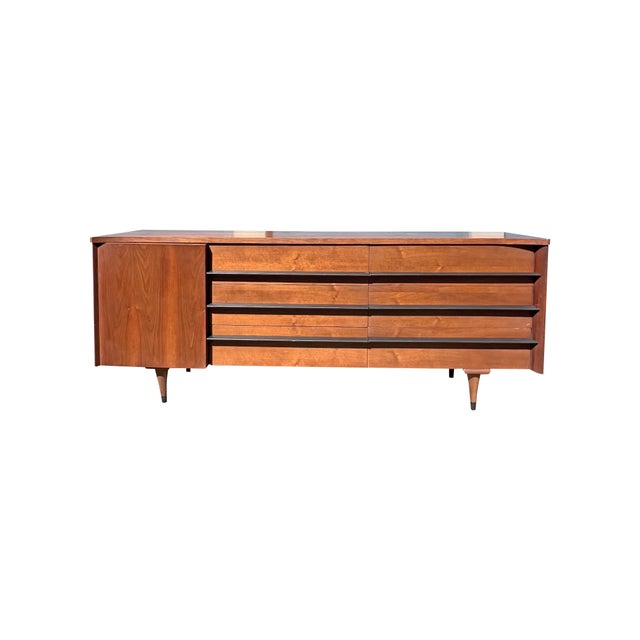 Vintage Mid Century Modern Long Dresser or Credenza by American of Martinsville For Sale - Image 9 of 14