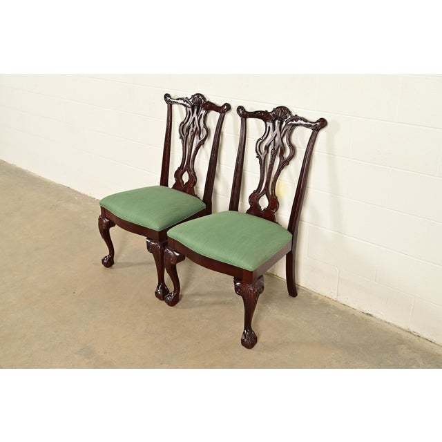 English Thomasville Chippendale Carved Mahogany Side Chairs or Dining Chairs, Pair For Sale - Image 3 of 14
