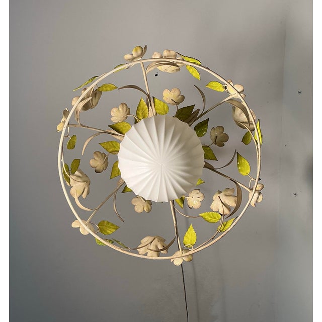 1960s Vintage Italian Tole Metal Floral Chandelier Made in Italy For Sale - Image 4 of 12