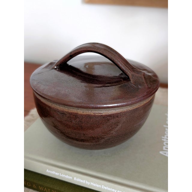 Tenmoku Ceramic Lidded Pot by Henry Hammond, 1950s For Sale - Image 4 of 14
