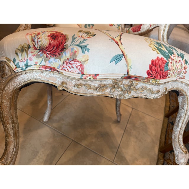 Mid 20th Century Pair of Louis XV Style Painted French Bergeres For Sale - Image 5 of 10