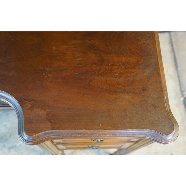 Antique William & Mary Style Walnut Dressing Table Dresser Vanity Mirror For Sale - Image 10 of 18
