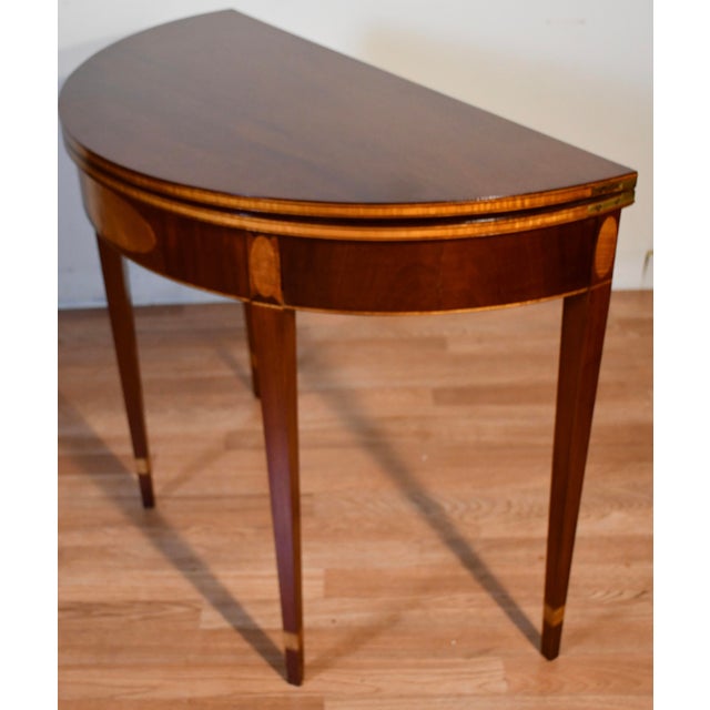 1910s Antique English Hepplewhite Mahogany Inlaid Console Table / Game Table For Sale - Image 4 of 10