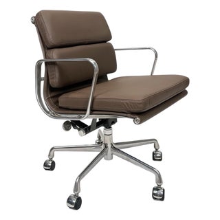 Herman Miller Eames Aluminum Group Soft Pad Management Chair - Espresso Brown Leather For Sale