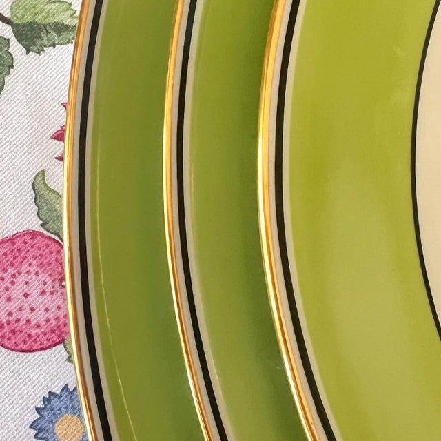 1980s Set of 3 Ceralene “Directiore” green Limoges oval serving platters // A Raynaud et Cie // Made in France // French Empire style For Sale In Kansas City - Image 6 of 9