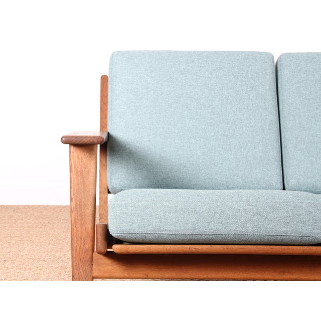 GE 290 3-Seater by Hans J. Wegner for Getama, 1960s For Sale - Image 6 of 9