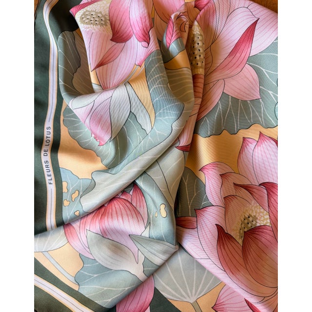 Hermès Hermès Fleurs De Lotus 1985 Silk Scarf Designed by Vauzelles Christiane For Sale - Image 4 of 8