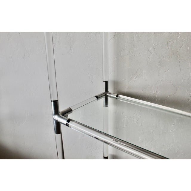 1970s Charles Hollis Jones Style Lucite Aluminum Sculptural Étagère Shelving Room Divider For Sale In Miami - Image 6 of 18