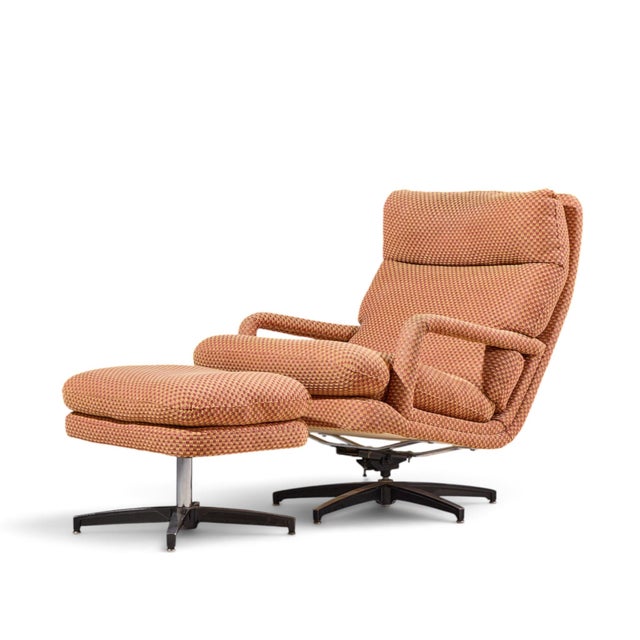 Mid-Century Modern Milo Baughman for Directional Mid Century Swivel Lounge Chair With Ottoman For Sale - Image 3 of 9