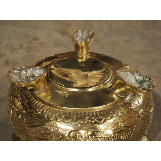 A Polished Circa 1900 French Brass Jardiniere Table Planter For Sale - Image 9 of 14