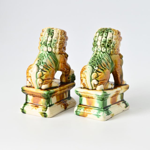 1970s Chinese Sancai Glaze Foo Dog Figurines, 1970s, Set of 2 For Sale - Image 5 of 10