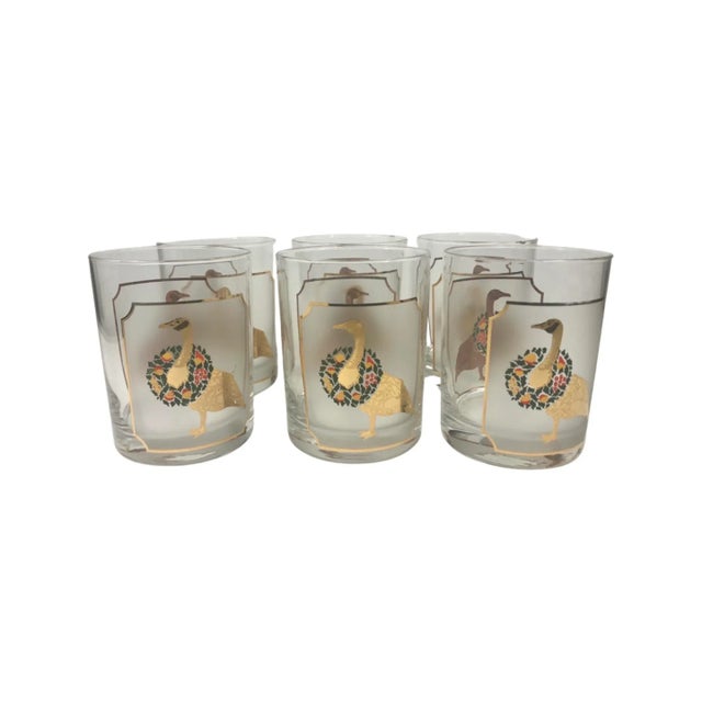 Set of 8 Vintage Culver Festive Geese Old Fashioned Glasses. Each glass with 2 gold geese adorned with a festive and...
