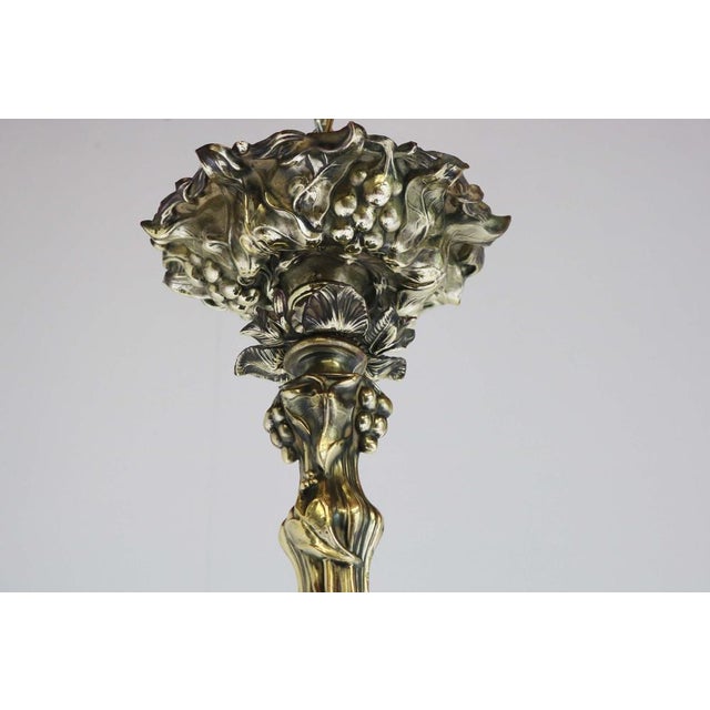 French Art Nouveau Hammered Brass Chandelier, 1890s For Sale - Image 4 of 18