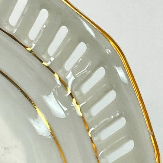 Set of 6: Schumann Bavaria/Arzberg Reticulated Porcelain Berry Bowls (Fruit Design) Vintage 1950s For Sale In Philadelphia - Image 6 of 18
