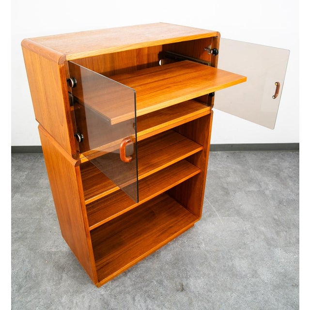 Wood Mid Century Danish Modern Bookshelf Cabinet Teak Shelves Glass Doors Display MCM For Sale - Image 7 of 11