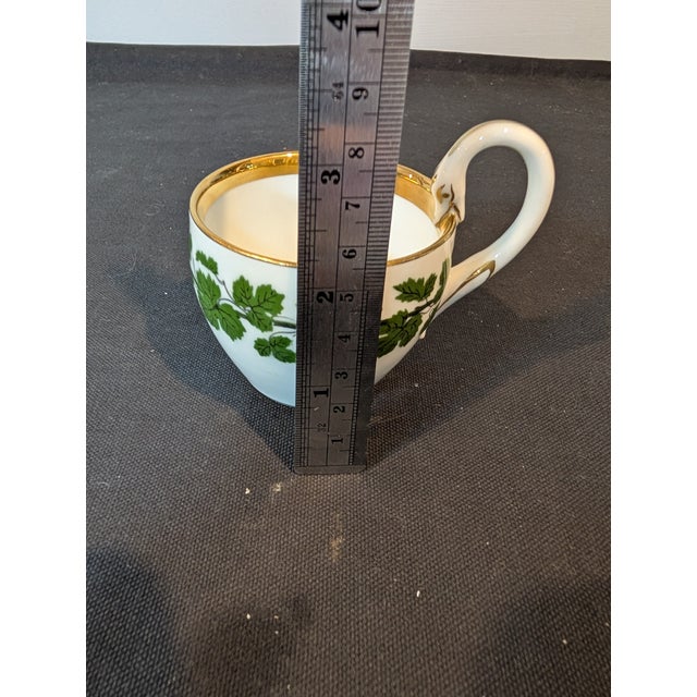 Set of 8 Meissen Green Ivy Teacups & Saucers, 6 Oz – 19th Century, First Quality For Sale - Image 15 of 17