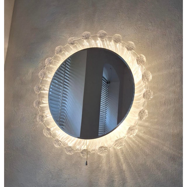 Large Illuminated Circular Beveled Wall Mirror in Melted Ice Acrylic Glass, 1970s For Sale - Image 6 of 11