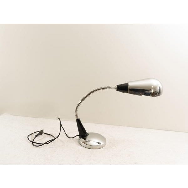 Table lamp attributed to Sciolari, Made in Italy, 1960s. Table lamp attributed to Sciolari and produced in Italy in 1960....