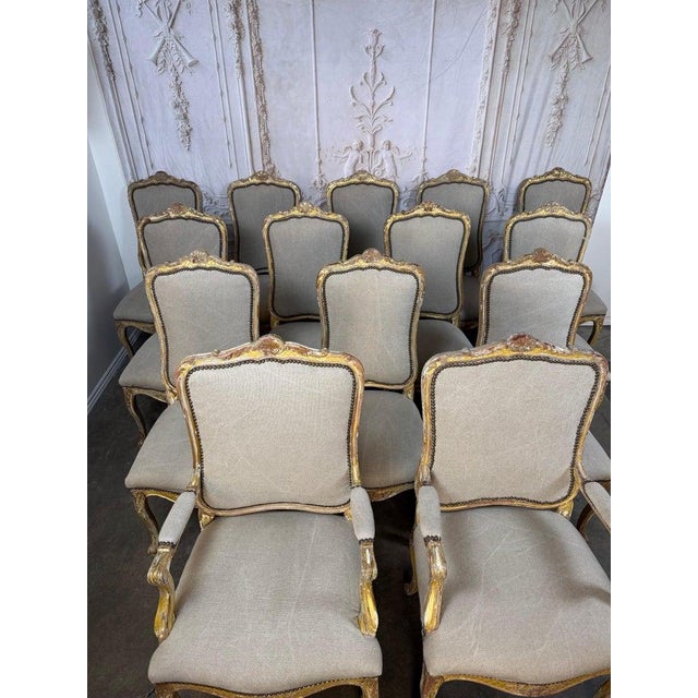 French Set of 14 French Louis XV Style Distressed Dining Chairs With Linen For Sale - Image 3 of 17