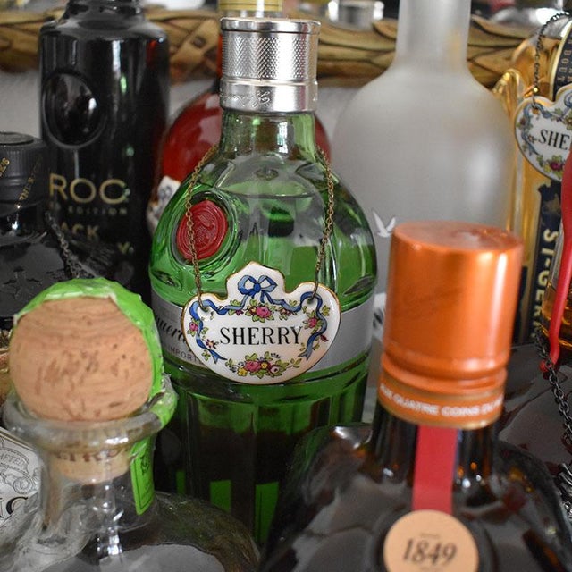 Staffordshire Staffordshire Ceramic Antique Hand Painted Bone China Liquor Sherry Bottle Tag For Sale - Image 4 of 5