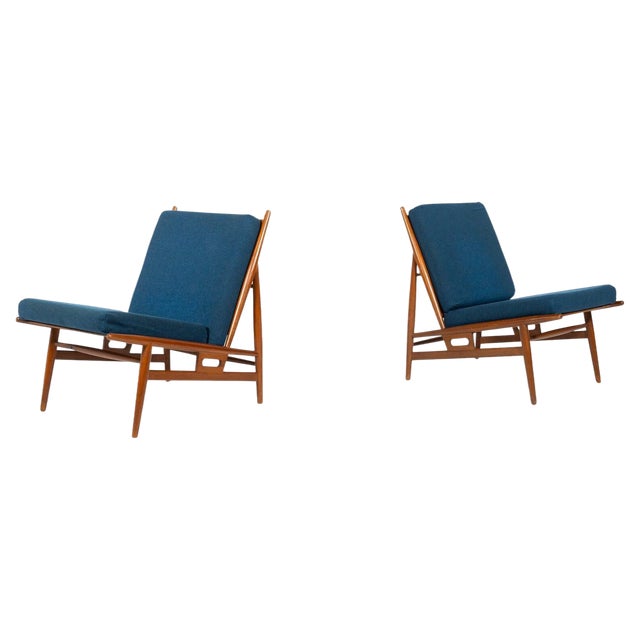 Set of Mid-Century Modern Armchairs by Isa, Italy, 1960s For Sale
