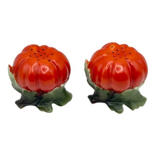 Vintage Tomato Salt and Pepper Shakers For Sale