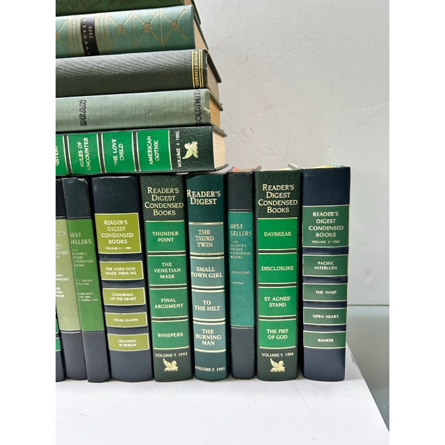 A great set in shades of green. Perfect for that cohesive, color-blocked look. Most are 7.25” tall 30” continuous length...