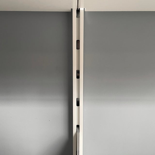White Italian Modern White Metal Bookcase by Kriptoninte, 1980s For Sale - Image 8 of 15