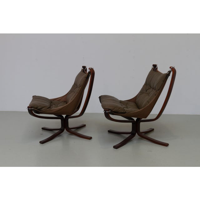 Olive Green Falcon Chairs by Sigurd Resell for Vatne Møbler, Norway, 1970s, Set of 2 For Sale - Image 15 of 18
