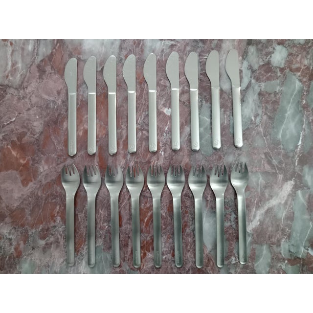Lufthansa Cutlery by Wolf Karnagel, 1980s, Set of 18 For Sale - Image 6 of 7