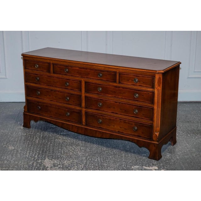 Georgian Burr Walnut Sideboard by H.G. Hudson For Sale - Image 3 of 18