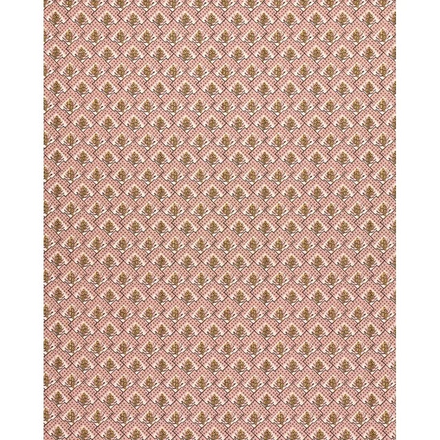 A truly extraordinary velvet derived from a fragment of an 18th-century men's suit, Blair Silk Épinglé features a unique...