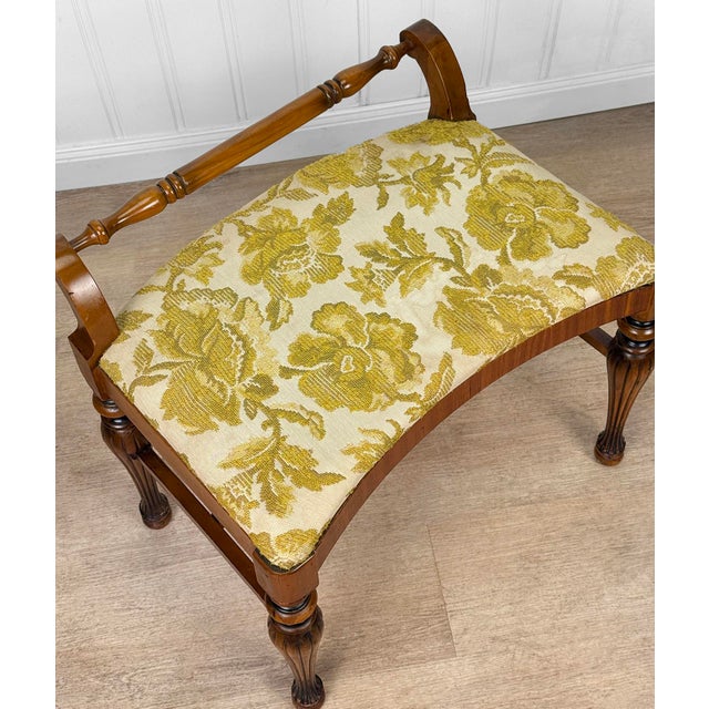 Wood Vintage Traditional Maple Vanity Bench Seat W/ Green Floral Cushion For Sale - Image 7 of 12